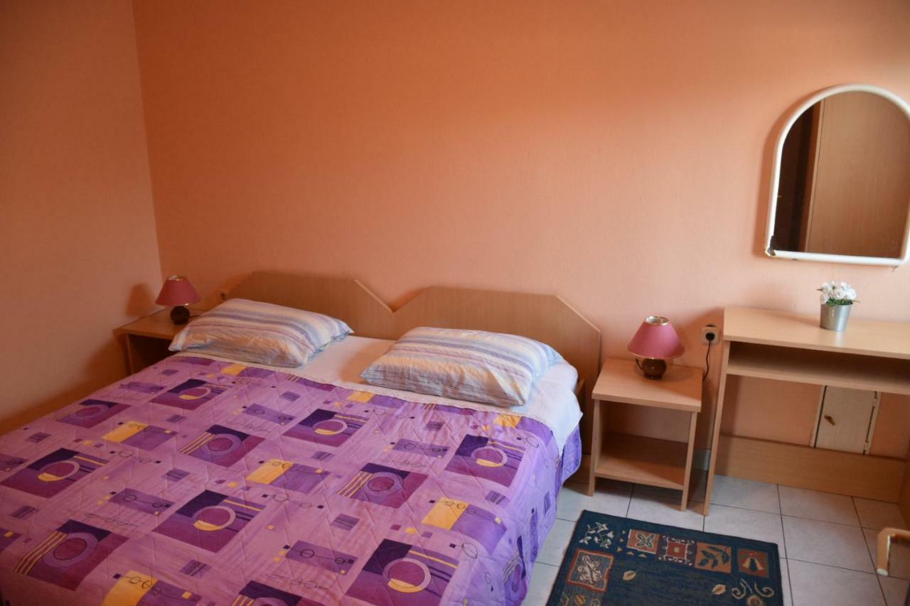 Apartamento Mauro Ražanac Exterior foto